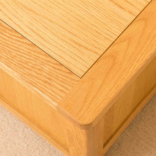 Load image into Gallery viewer, Roseland Oak Blanket Box
