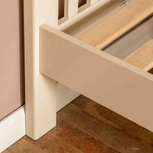 Load image into Gallery viewer, Padstow Cream 3' Bed