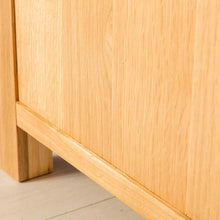 Load image into Gallery viewer, Abbey Light Oak Blanket Box