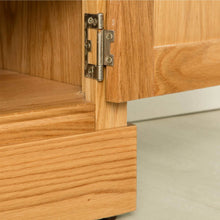 Load image into Gallery viewer, Hampshire Oak 120cm TV Stand