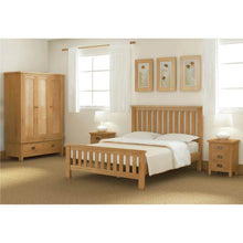 Load image into Gallery viewer, Lanner Oak 4'6ft Bed