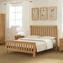 Load image into Gallery viewer, Lanner Oak 4'6ft Bed