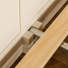 Load image into Gallery viewer, Lily Super-King 6' Sleigh Bed