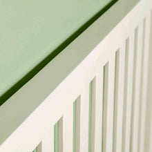 Load image into Gallery viewer, Cornish White 5&#39; King Bed
