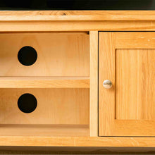 Load image into Gallery viewer, London Oak 120cm TV Stand
