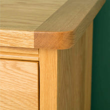 Load image into Gallery viewer, Hampshire Oak Lamp Table
