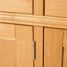Load image into Gallery viewer, Hampshire Oak Large Sideboard
