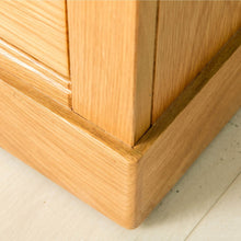 Load image into Gallery viewer, Hampshire Oak 2 over 3 Drawer Chest
