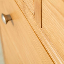 Load image into Gallery viewer, Hampshire Oak 2 over 3 Drawer Chest
