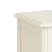Load image into Gallery viewer, Mulsanne Cream Painted Blanket Box
